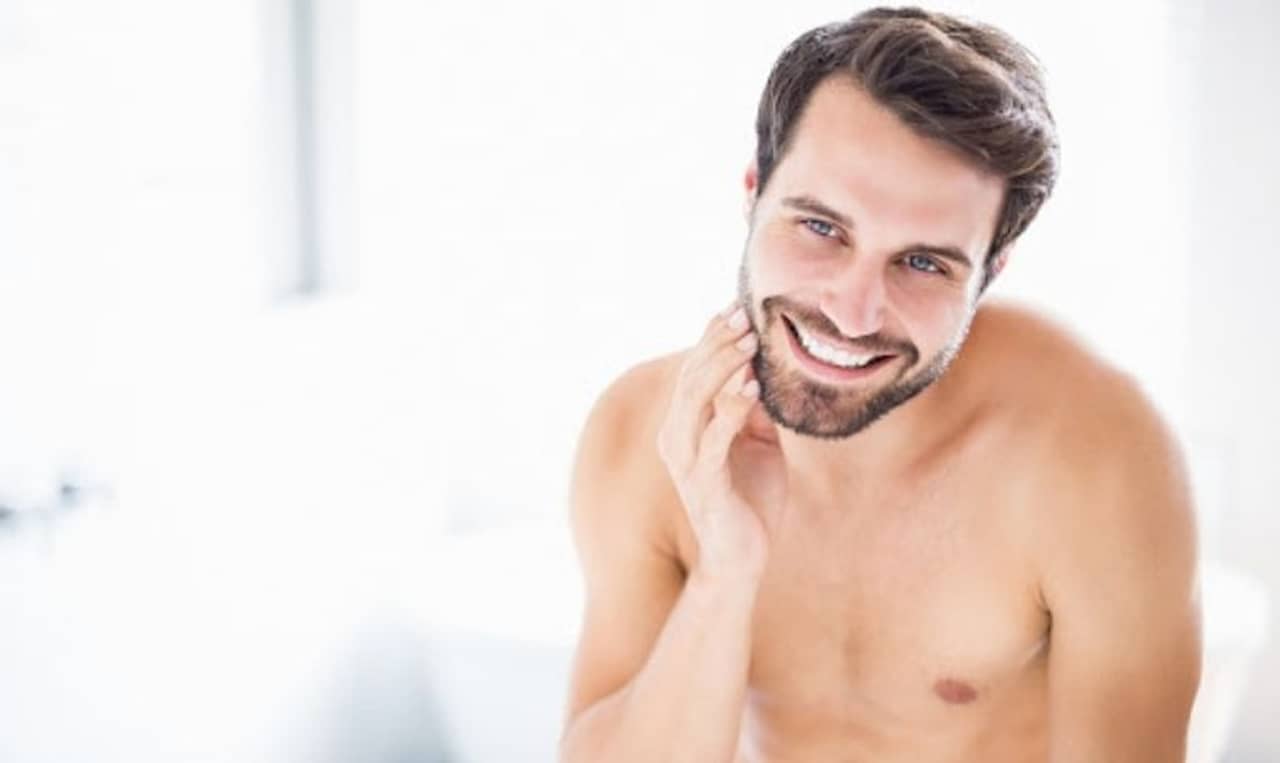 Skincare for Men: উত্সবের দিনগুলিতে মুখে গ্লোয়িং-ভাব আনবেন কীভাবে? পুরুষদের জন্য রইল কিছু সহজ টিপস!