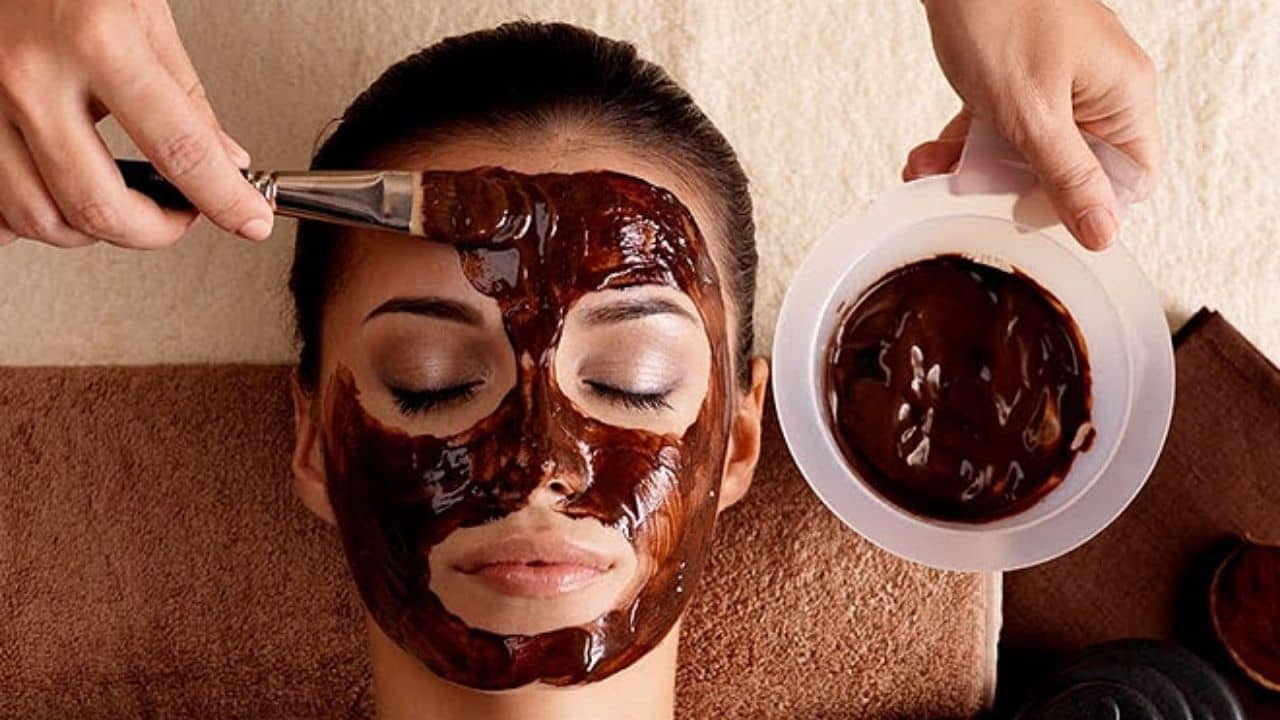 Chocolate Face Pack: এবার ত্বকের যত্ন নিতে ব্যবহার করুন আপনার সবচেয়ে পছন্দের ডেজার্ট...চকোলেট!