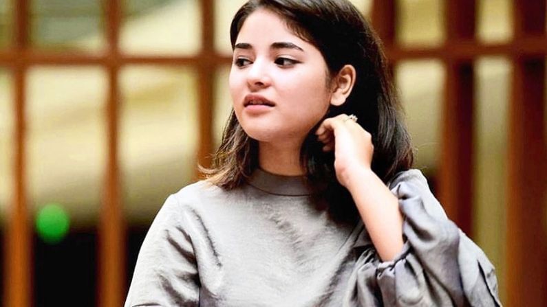 Zaira Wasim: বলিউডকে বিদায় জানানোর ২ বছর পর এই প্রথম প্রকাশ্যে 'দঙ্গল কন্যা'