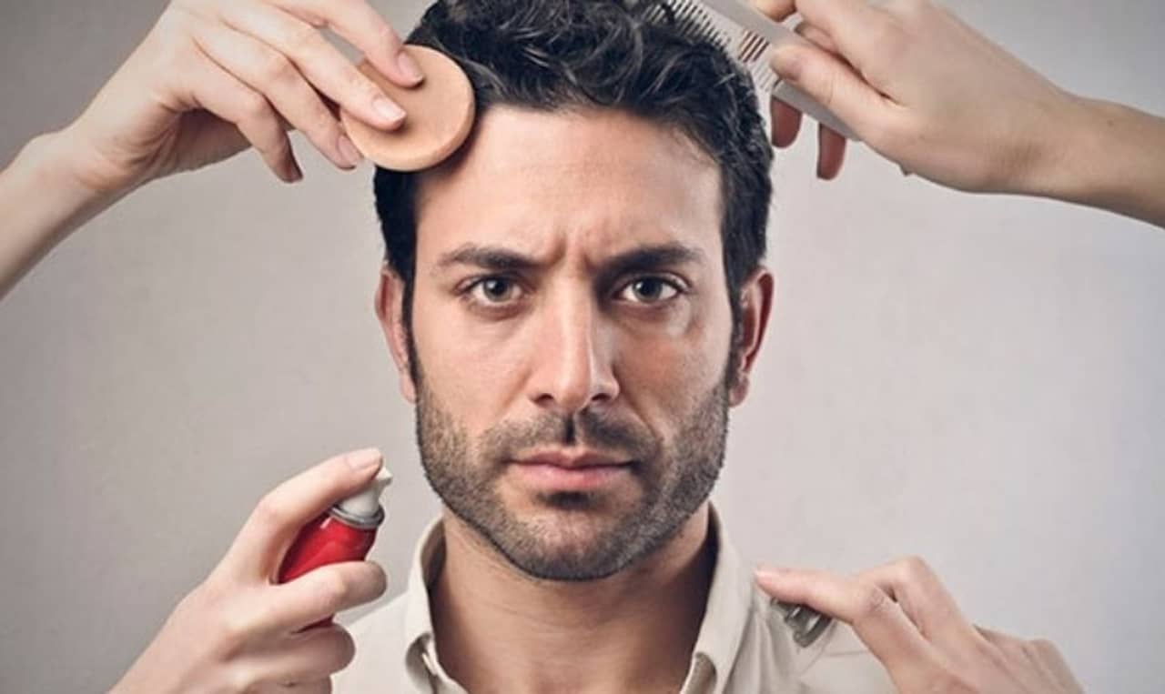 Skincare: পুরুষদেরও ত্বকের দেখভাল করা দরকার! ব্যাগে যে যে জিনিসগুলি সঙ্গে রাখবেন, সেগুলি জেনে নিন