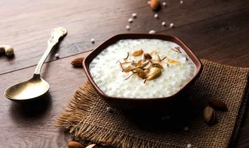 Recipe: নবরাত্রির দিনে মুখের স্বাদ বদলাতে মাত্র ২০ মিনিটের মধ্যে বানিয়ে ফেলুন সাবুদানা পুডিং! Recipe: নবরাত্রির দিনে মুখের স্বাদ বদলাতে মাত্র ২০ মিনিটের মধ্যে বানিয়ে ফেলুন সাবুদানা পুডিং!