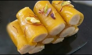 Durga Puja Recipe: পুজোর শেষে মিষ্টিমুখ মাস্ট! বিজয়াদশমীতে তৈরি করুন নরম-তুলতুলে কমলাভোগ