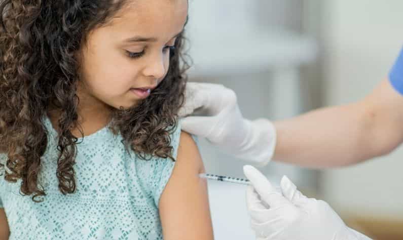 COVID19 Vaccine: খুব দ্রুত শিশুদের কোভিড-ভ্যাকসিন দেওয়া হবে! তার আগে কী কী করা জরুরি, তা স্পষ্ট জেনে নিন... COVID19 Vaccine: খুব দ্রুত শিশুদের কোভিড-ভ্যাকসিন দেওয়া হবে! তার আগে কী কী করা জরুরি, তা স্পষ্ট জেনে নিন...
