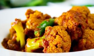 Recipe: রোজকারের সাধারণ খাবারে দিন নতুন মোড়, বানিয়ে ফেলুন বেসনের অমলেট…