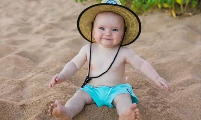 Baby Travel Influencer: একবছর বয়সেই ট্রাভেল ইনফ্লুয়েন্সার! প্রতি মাসে আয় শুনলে অবাক হবেন আপনি