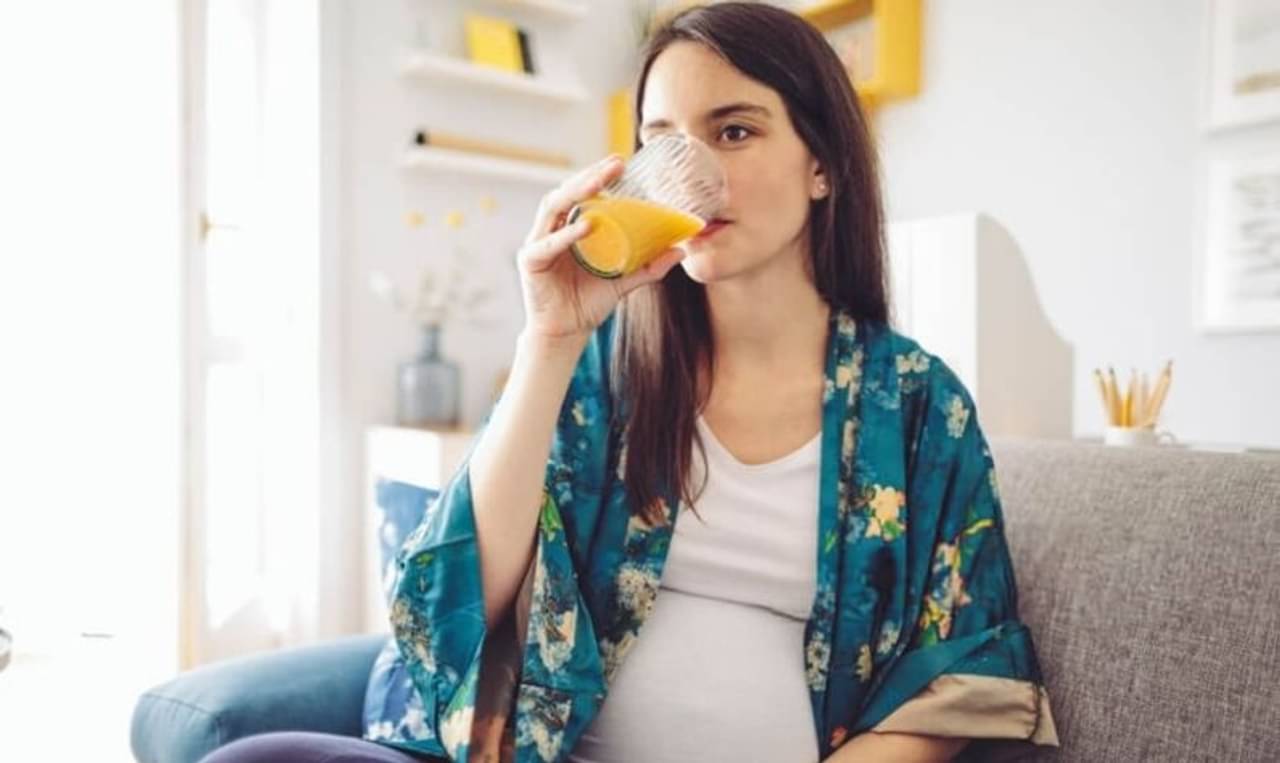 Karwa Chauth 2021: গর্ভাবস্থায় করওয়া চৌথের উপবাস রাখলে কোন কোন দিক খেয়াল রাখবেন, জেনে নিন...