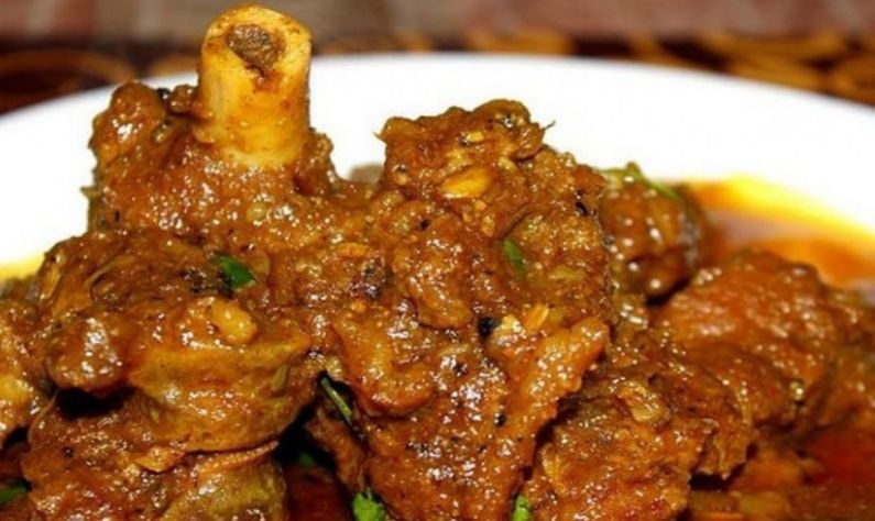 Mutton Curry Recipe: এবার মটন কারিতে আনুন ট্যুইস্ট! ছুটির দিনে পাতে পড়ুক নয়া স্বাদের রেসিপি