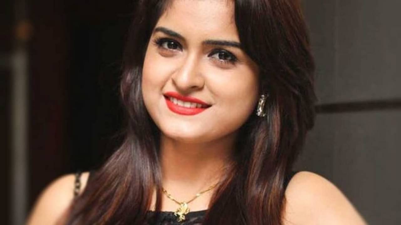 Debaparna Chakraborty: বিয়ের প্রায় দুবছর পর আবারও শুটিং ফ্লোরে ‘ত্রিনয়নীর’-র সুধা