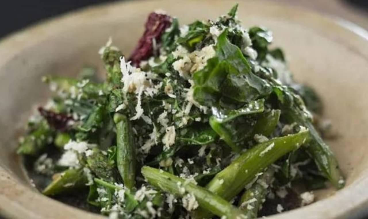 Happy Halloween 2021: ভূত চতুর্দশীর দিন চোদ্দ শাক কীভাবে রান্না করতে হয়, জানেন?