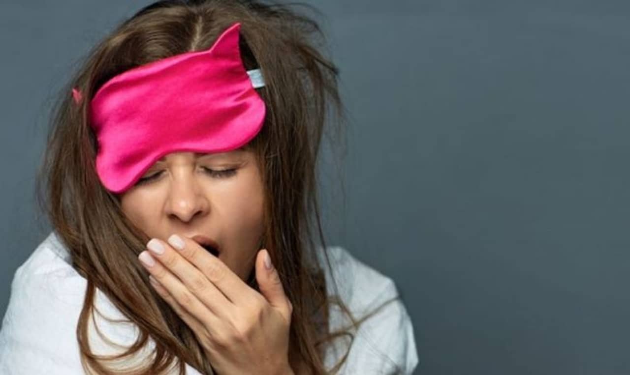 Insufficient Sleep: ঘুমের ঘাটতির জেরে হাঁটাচলাও ব্যাহত হয়! সম্প্রতি গবেষণায় নয়া তথ্য