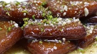 Rose Coconut Barfi Recipe: বিজয়া স্পেশ্যাল মিষ্টি, বানিয়ে ফেলুন বাড়িতেই