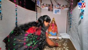 Lakshmir Bhandar: লক্ষ্মীপুজোর আগে 'লক্ষ্মীলাভ', প্রথম টাকা পেয়ে আত্মহারা ওঁরা
