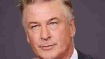 Alec Baldwin: সিনেম্যাটোগ্রাফারকে ভুলবশত গুলি করার ঘটনায় নিজেকে কিছুতেই ক্ষমা করতে পারছেন না অ্যালেক