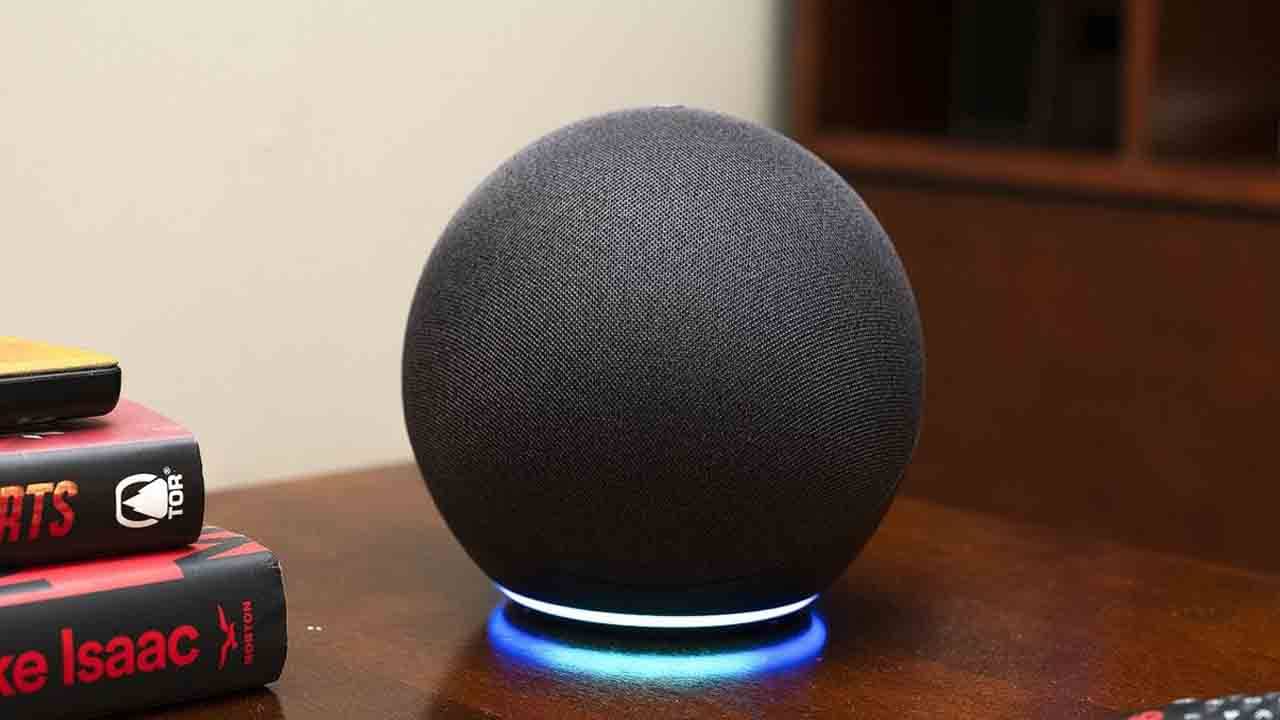 Viral Video: গান চালাও অ্যালেক্সা, একরত্তির কাণ্ড দেখে অবাক নেট দুনিয়া