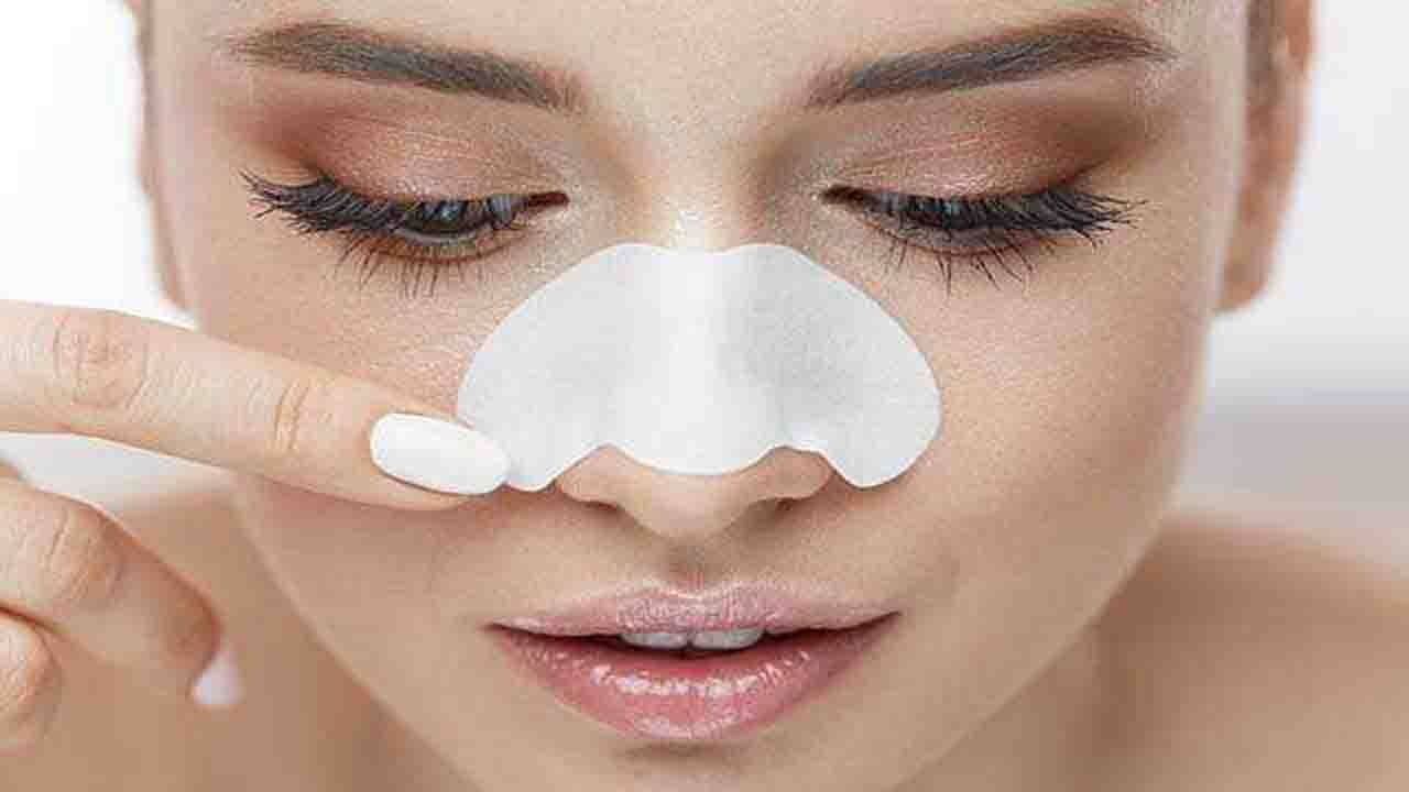 Blackheads Removal Tips: ব্ল্যাকহেড দূর করার জন্য স্ট্রিপ তৈরি করুন বাড়িতেই!
