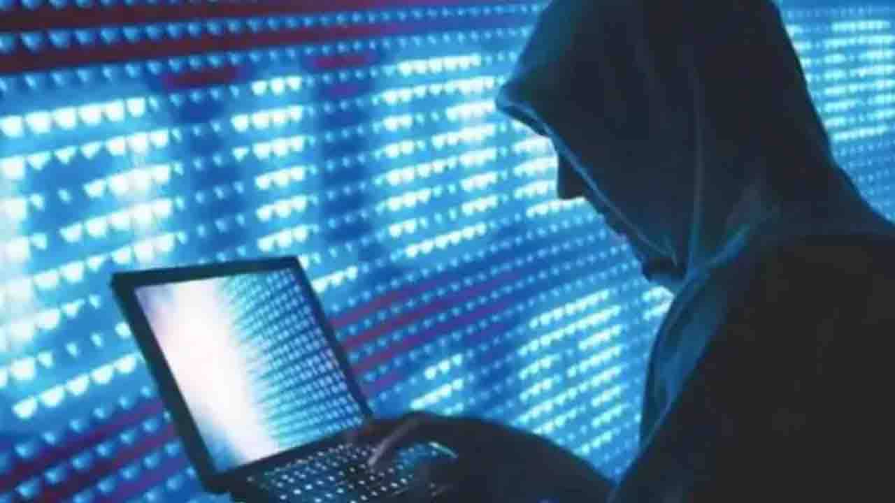 Bharatpur Gang: মহিলা সেজে পাঠানো হত ফ্রেন্ড রিকোয়েস্ট, তারপরই শুরু লক্ষ লক্ষ টাকার খেলা