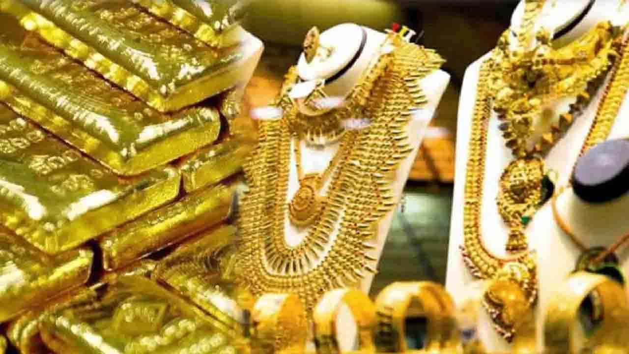 Gold Price Today: উৎসবের মরশুমে বাড়ছে সোনা-রুপোর দাম, জানুন আজ বাড়ল কত