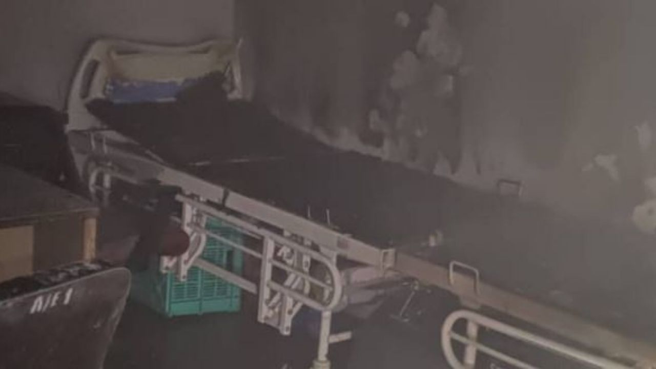 Fire at Delhi Hospital: সেমিনার হল থেকেই আগুন পৌঁছে গিয়েছিল এমার্জেন্সি বিভাগে, ফের হাসপাতালে অগ্নিকাণ্ডে প্রশ্নের মুখে রোগী সুরক্ষা