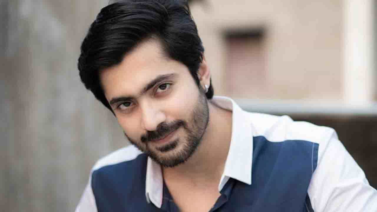 Gaurab Roy Chowdhury: অসুস্থতা কাটিয়ে আবারও নতুন ধারাবাহিকে গৌরব, বিপরীতে কে জানেন? Gaurab Roy Chowdhury: অসুস্থতা কাটিয়ে আবারও নতুন ধারাবাহিকে গৌরব, বিপরীতে কে জানেন?