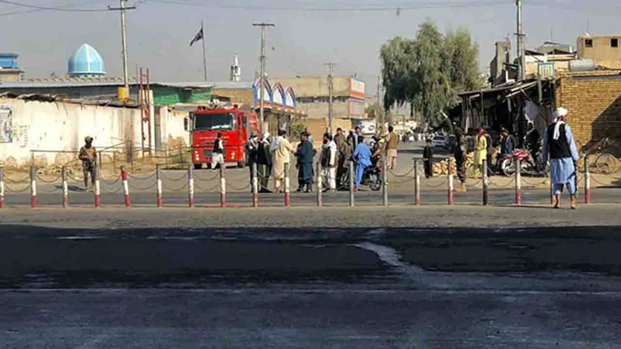 Afghanistan Blast: নমাজ চলাকালীনই ভয়াবহ বিস্ফোরণ কান্দাহারের শিয়া মসজিদে, নিহত ৩২