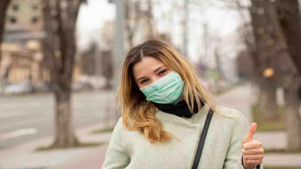 Health Tips: জীবনধারায় এই ছোট্ট পরিবর্তনগুলিই আপনার শরীরকে সুস্থ ও সচল রাখতে পারে Health Tips: জীবনধারায় এই ছোট্ট পরিবর্তনগুলিই আপনার শরীরকে সুস্থ ও সচল রাখতে পারে