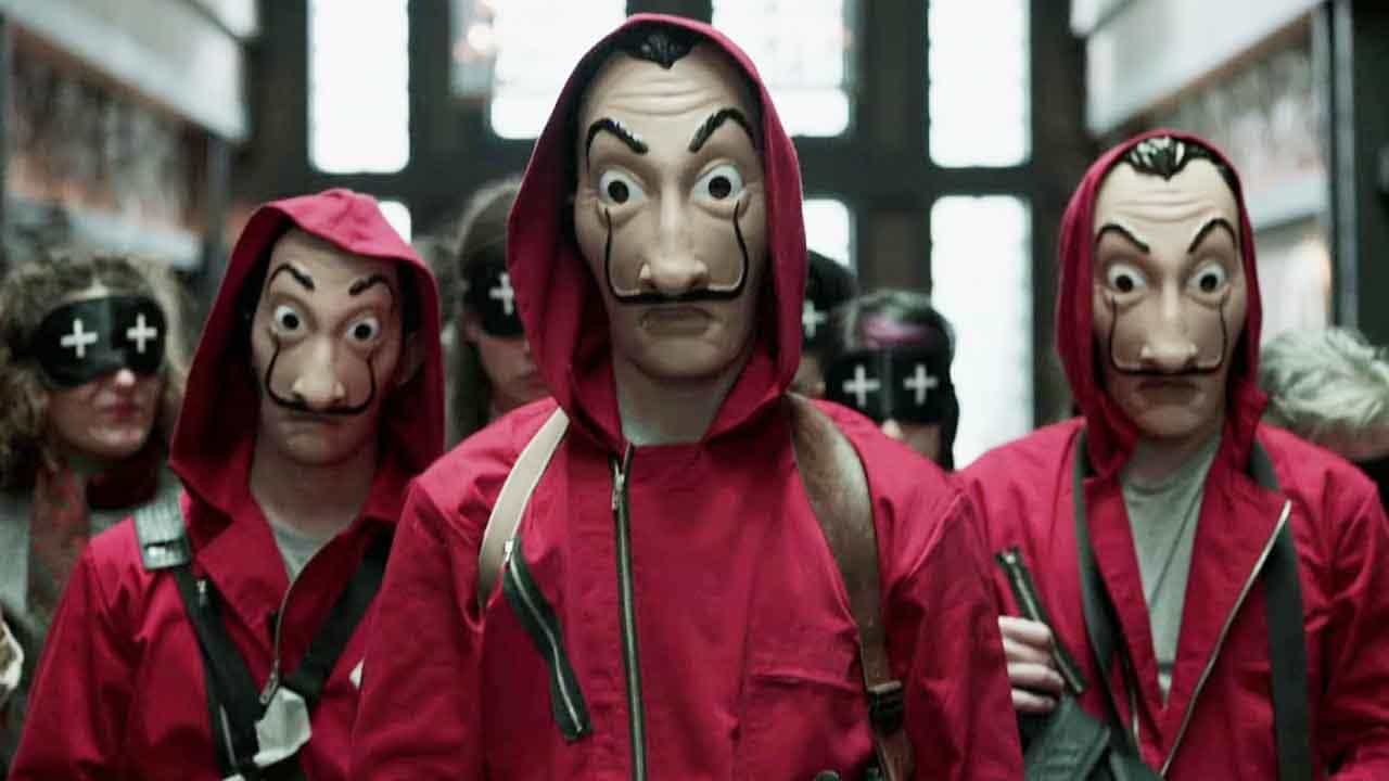 Money Heist: মানি হাইস্ট-এর শেষ পর্বে কতজন বেঁচে থাকবেন? মুক্তি পেল টিজার Money Heist: মানি হাইস্ট-এর শেষ পর্বে কতজন বেঁচে থাকবেন? মুক্তি পেল টিজার