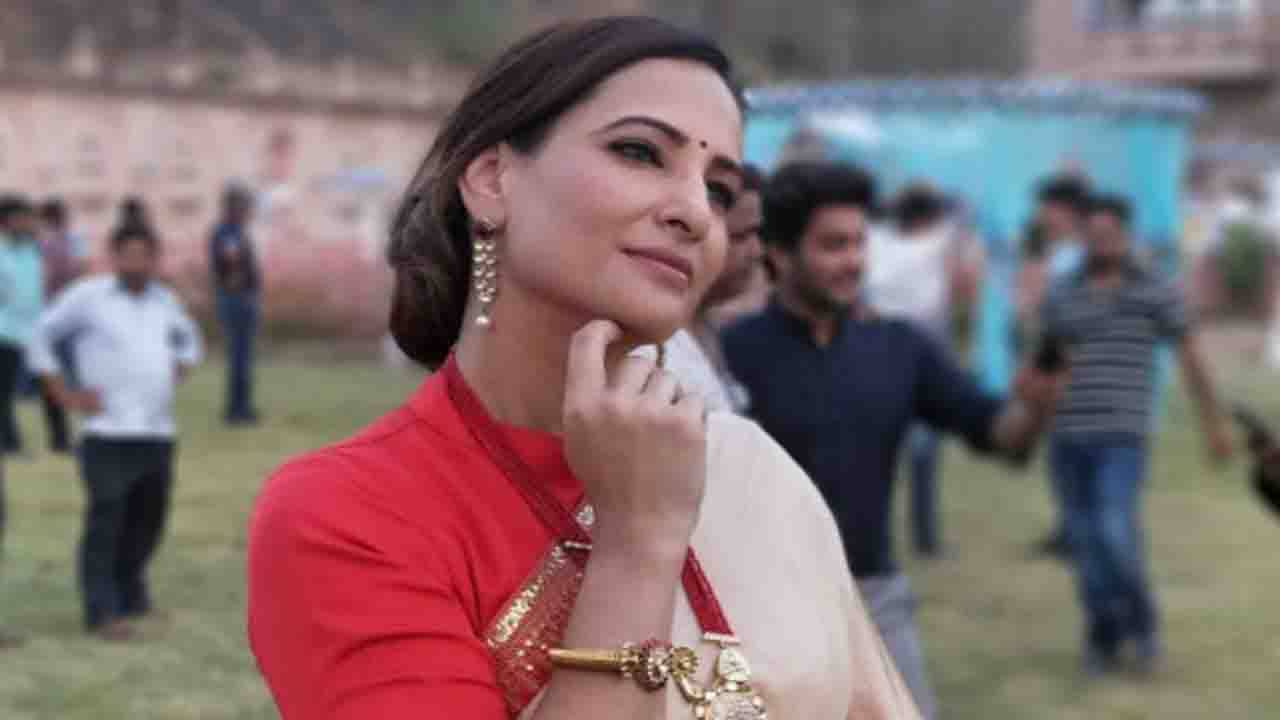 Rakshanda Khan: বলিউডে ভাল কেরিয়ার তৈরি করতে শরীরের কোন অংশে সার্জারি করতে বলা হয়েছিল রাকশান্দা খানকে?