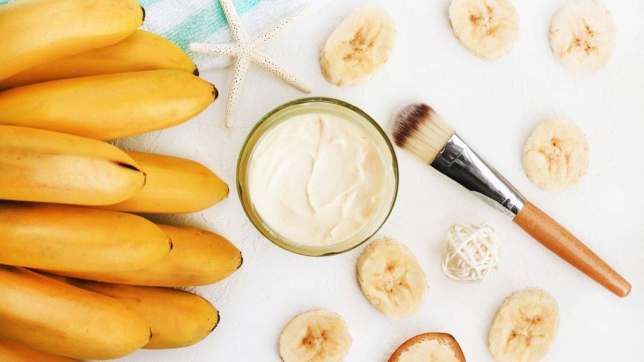 Skin Benefits: ব্রেকফাস্টের কলাকে এবার যোগ করুন আপনার রূপচর্চায়!