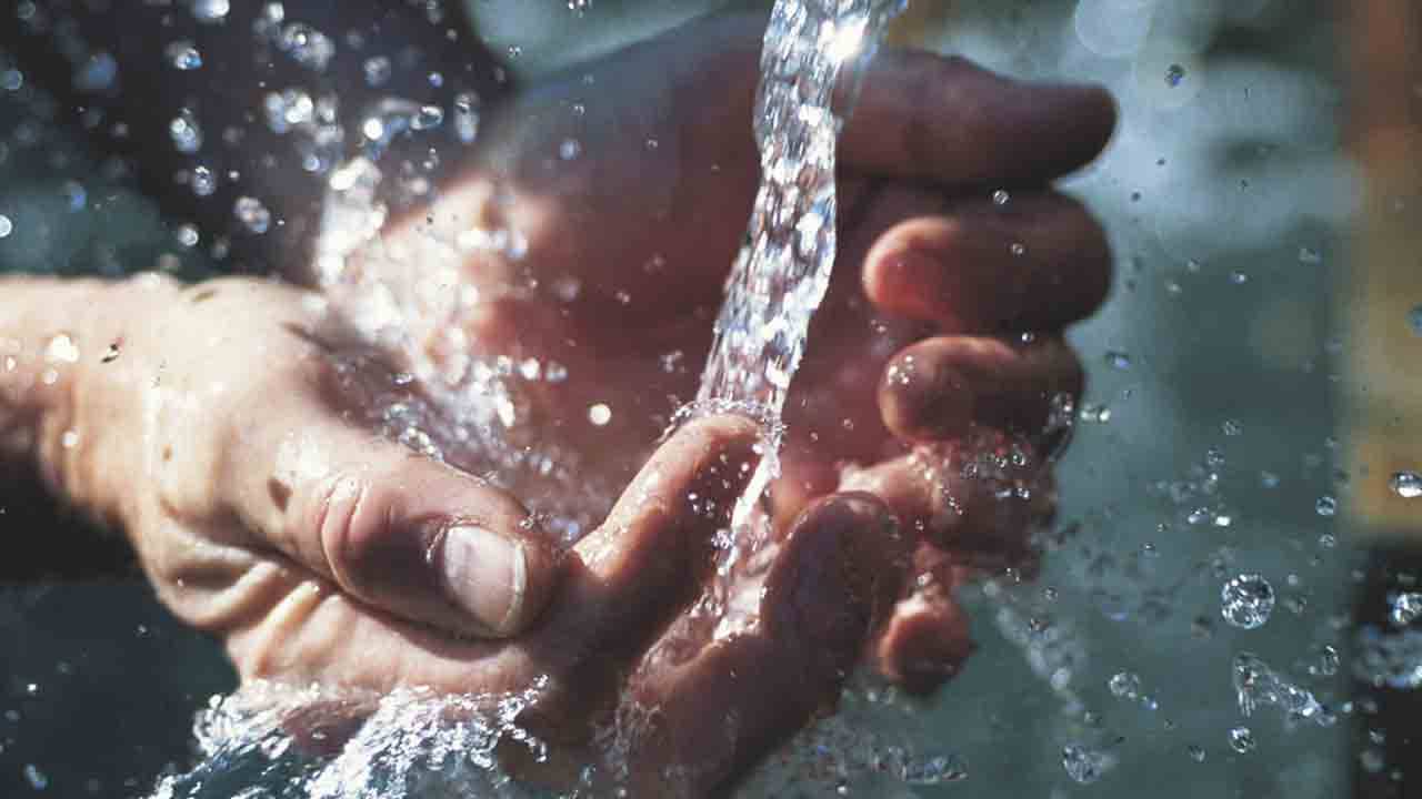 Water Conservation: মাপা জলের বাইরে খরচ করলেই জরিমানা! পরিমাণ মেপে দিচ্ছে NKDA