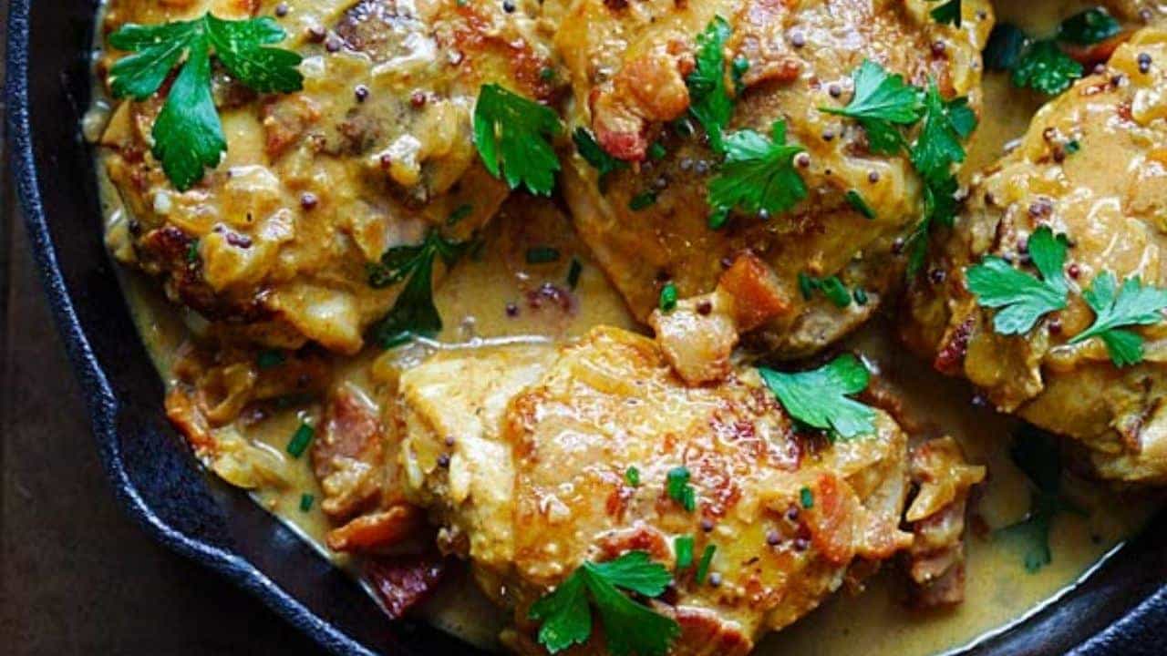 Chicken Recipe: বাড়িতে এবার বানিয়ে নিন মুরগির এই আদিকালের রেসিপি, ছুটির দিনে তৈরি করুন সরষে মুরগি...