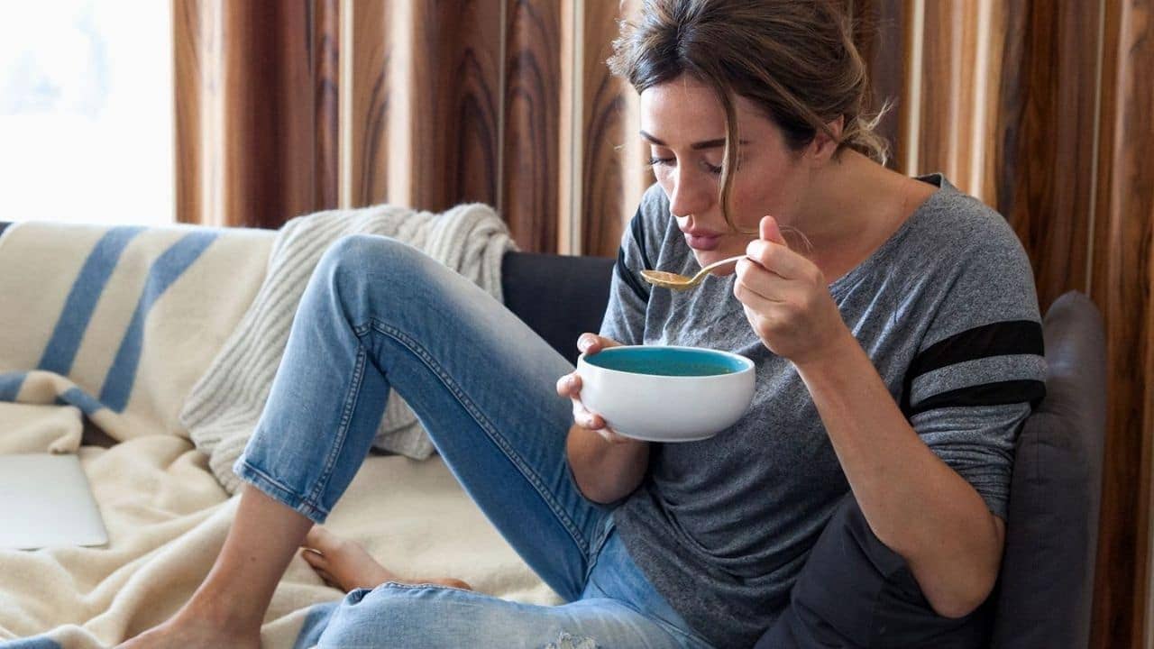 Winter Dehydration: শীতকালে জল কম খাওয়ার কারণে শরীর শুকিয়ে যেতে পারে, নিম্নলিখিত পদ্ধতিগুলো সেক্ষেত্রে মেনে চলুন...