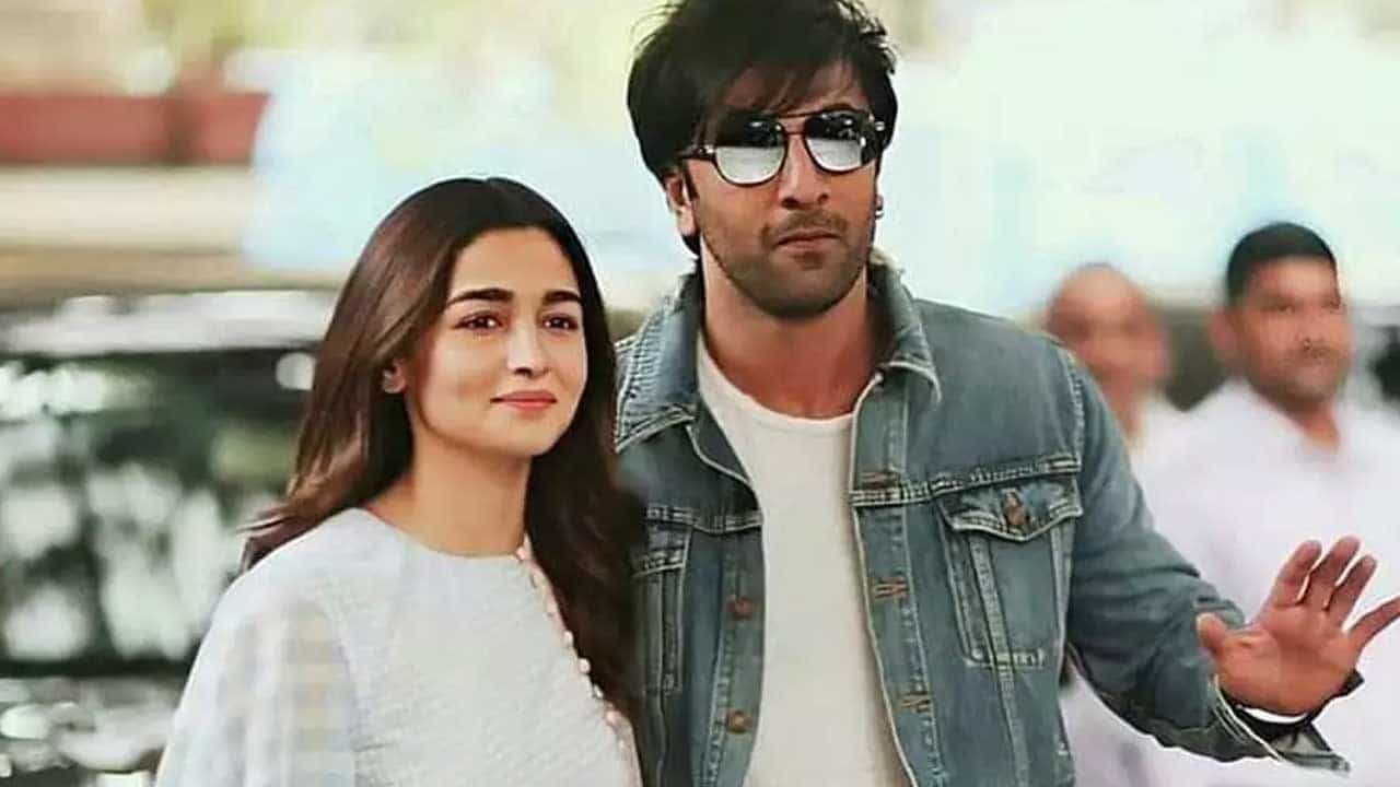 Ranbir-Alia Marriage: রণবীর কাপুরের সঙ্গে বিয়ে বাতিল করলেন আলিয়া ভাট? Ranbir-Alia Marriage: রণবীর কাপুরের সঙ্গে বিয়ে বাতিল করলেন আলিয়া ভাট?