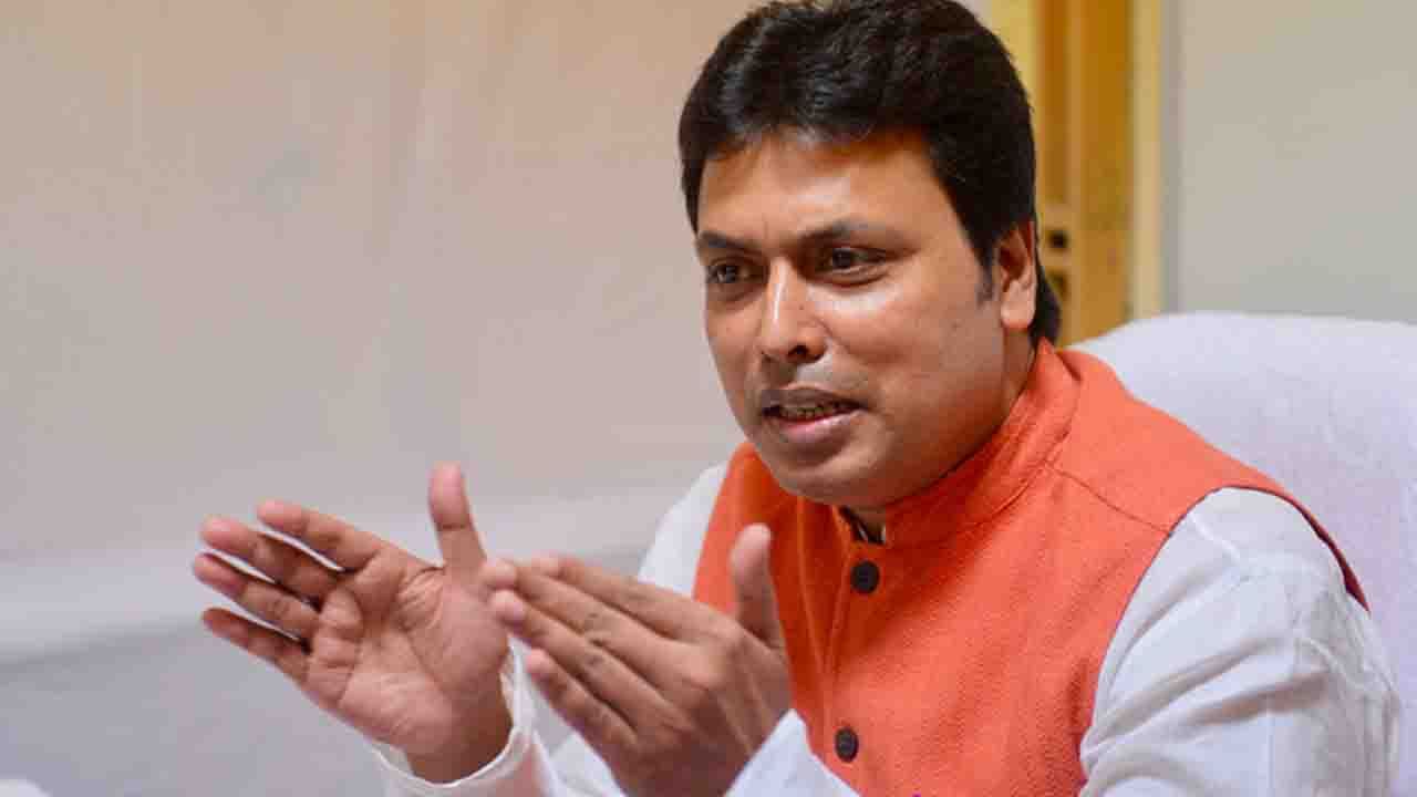 Biplab Deb: আগরতলা পুরভোটের আগেই বিপ্লব দেবের ওএসডিকে তলব করল কলকাতা পুলিশ