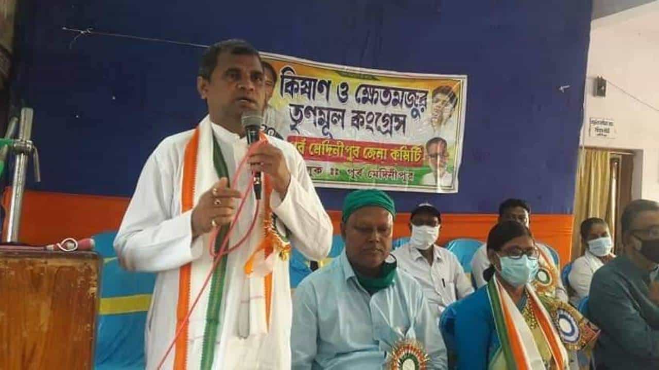 Srikanta Mahato: কেন এত অভিযোগ আসছে? মন্ত্রী শ্রীকান্তকে ভর্ৎসনা মমতার Srikanta Mahato: কেন এত অভিযোগ আসছে? মন্ত্রী শ্রীকান্তকে ভর্ৎসনা মমতার