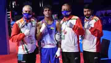 World Boxing Championships: মাকে হারিয়েও বিশ্ব বক্সিংয়ে পদক নিশ্চিত আকাশের