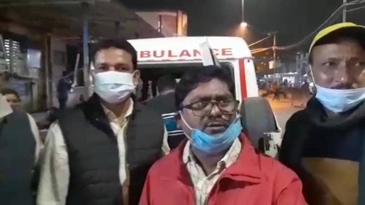 Hospital: তৃণমূলের চাপ, রোগী সুস্থ না হতেই হাসপাতাল থেকে ছুটি দিলেন চিকিৎসক!