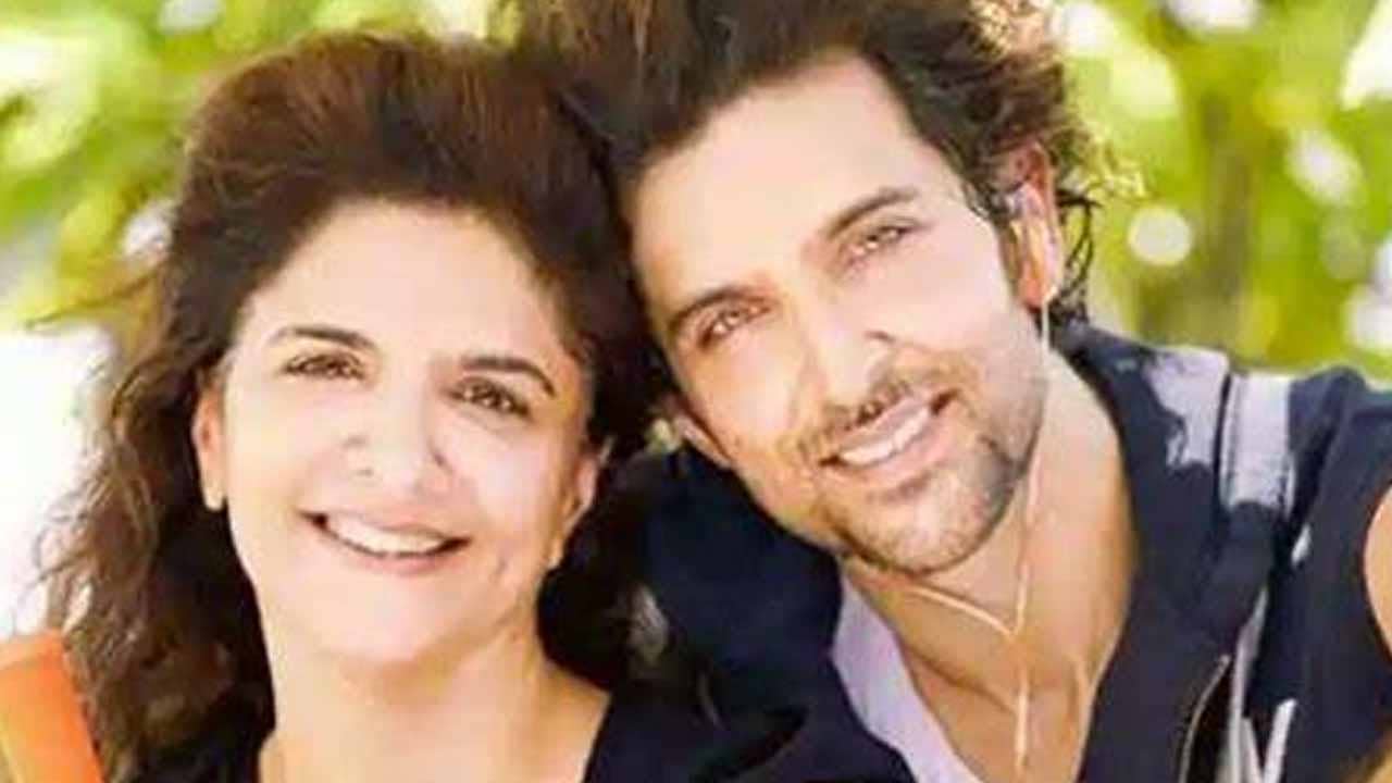 Diwali 2021: পুরনো গানের তালে মায়ের সঙ্গে নেচে নস্ট্যালজিক হৃতিক