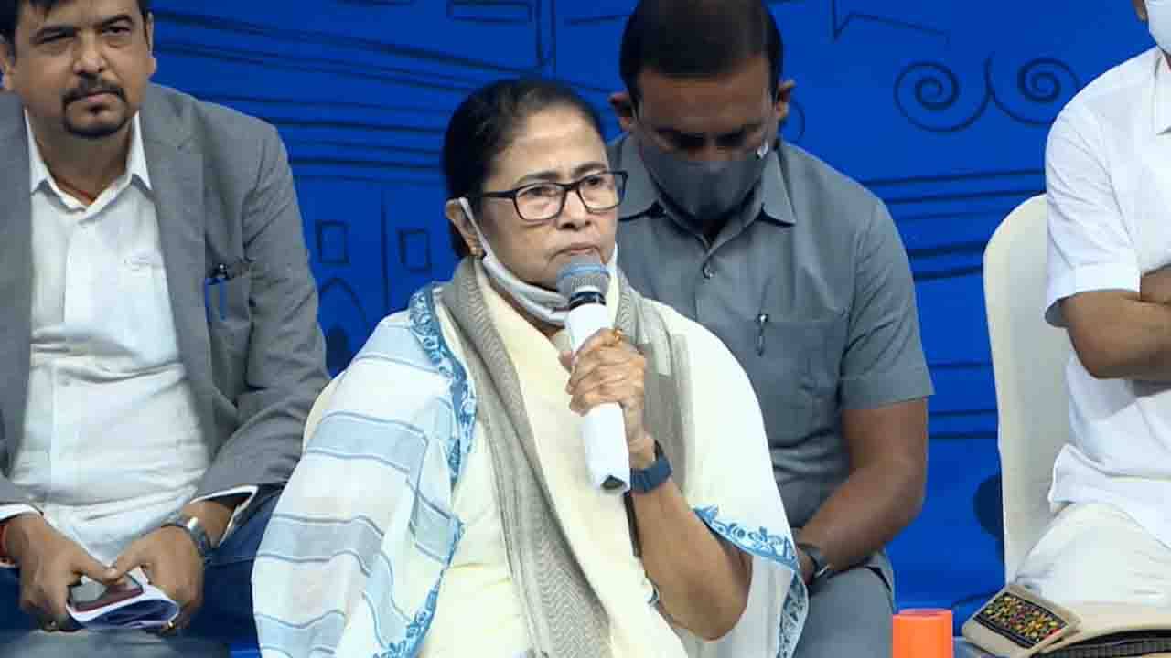 Mamata Banerjee: সরকারের উন্নয়নমূলক কাজের খবর পজিটিভলি করুন...বিজ্ঞাপন নিশ্চই পাবেন