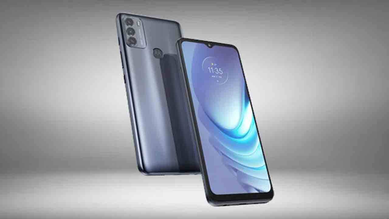 Moto G51: লঞ্চ হয়েছে মোটোরোলা জি সিরিজের নতুন ফোন জি৫১, রয়েছে ৫০ মেগাপিক্সেলের প্রাইমারি ক্যামেরা