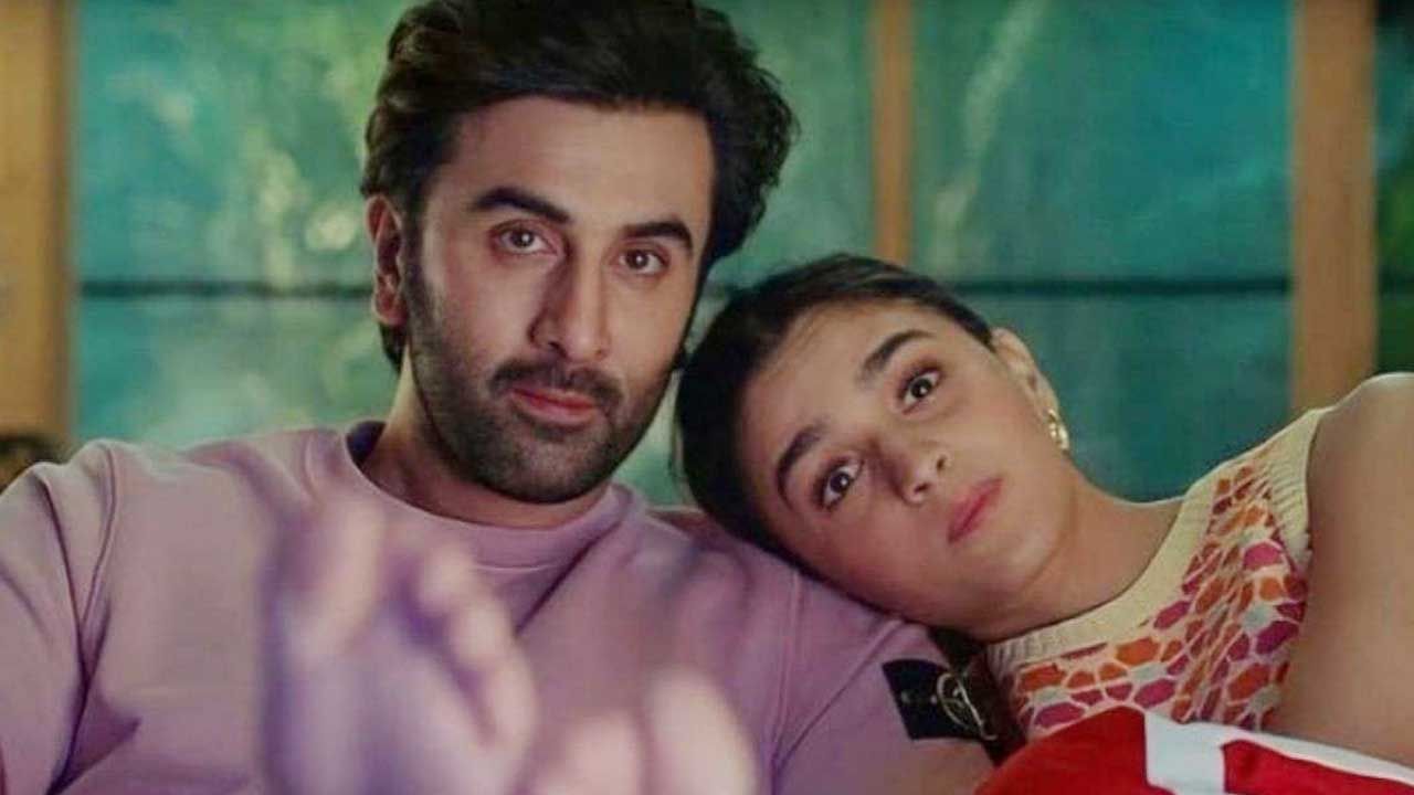 Alia Bhatt and Ranbir Kapoor wedding: প্রকাশ্যে এল আলিয়া-রণবীরের বিয়ের তারিখ?