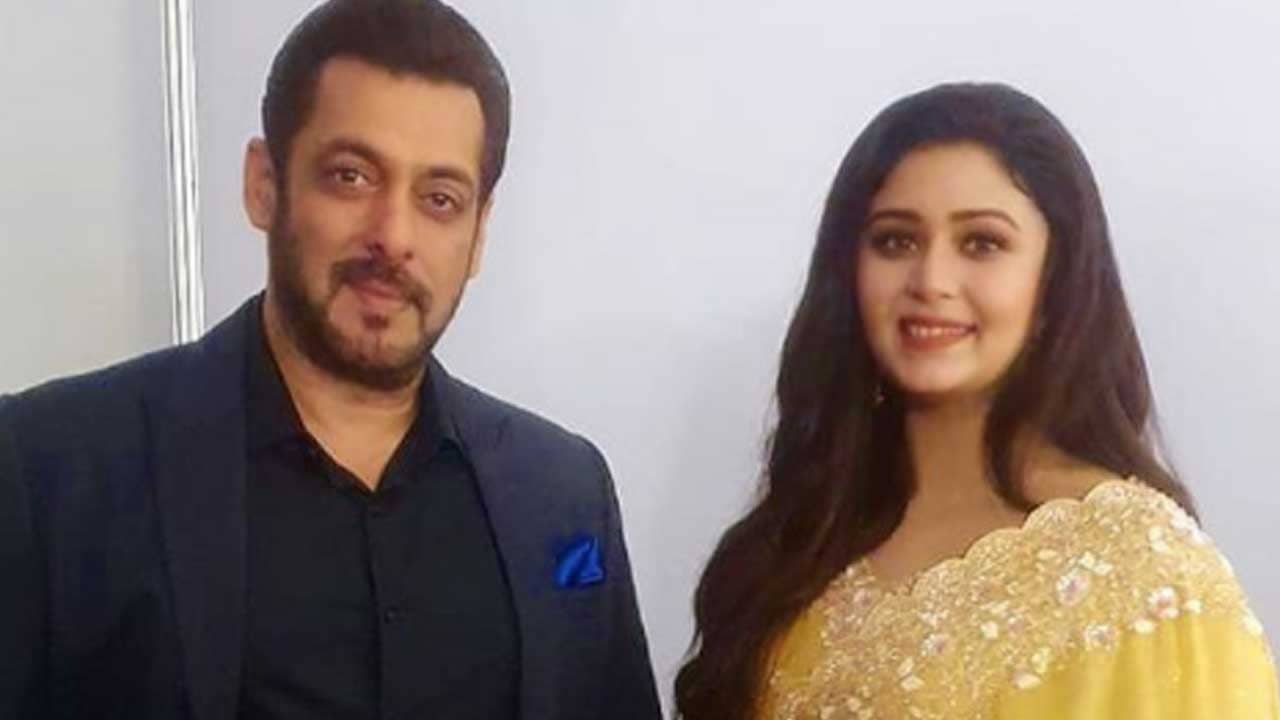 Ritabhari Chakraborty: সলমন খানের সঙ্গে দেখা হওয়ায় মুগ্ধ ঋতাভরী