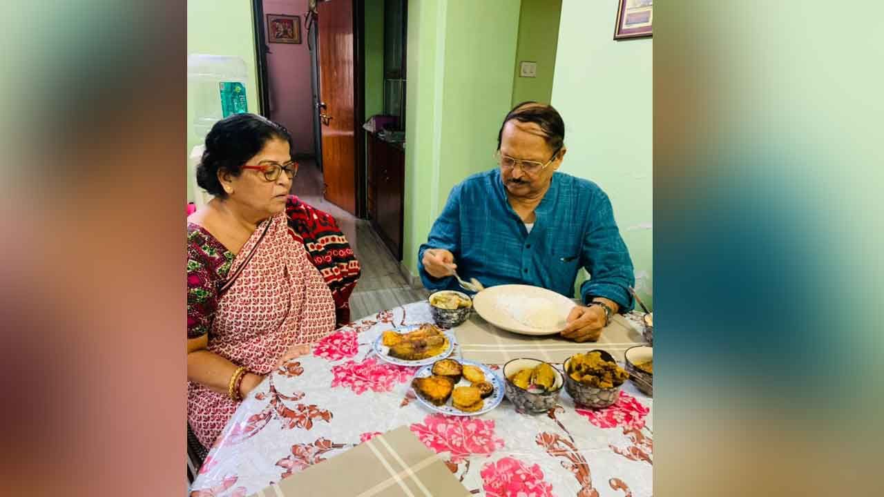 Subrata Mukherjee passes away: 'ভাইফোঁটার গিফটও কেনা হয়ে গিয়েছিল, এমন দাদা যেন জন্ম জন্মান্তরে পাই...', কথা বলার ক্ষমতাই নেই বোনেদের
