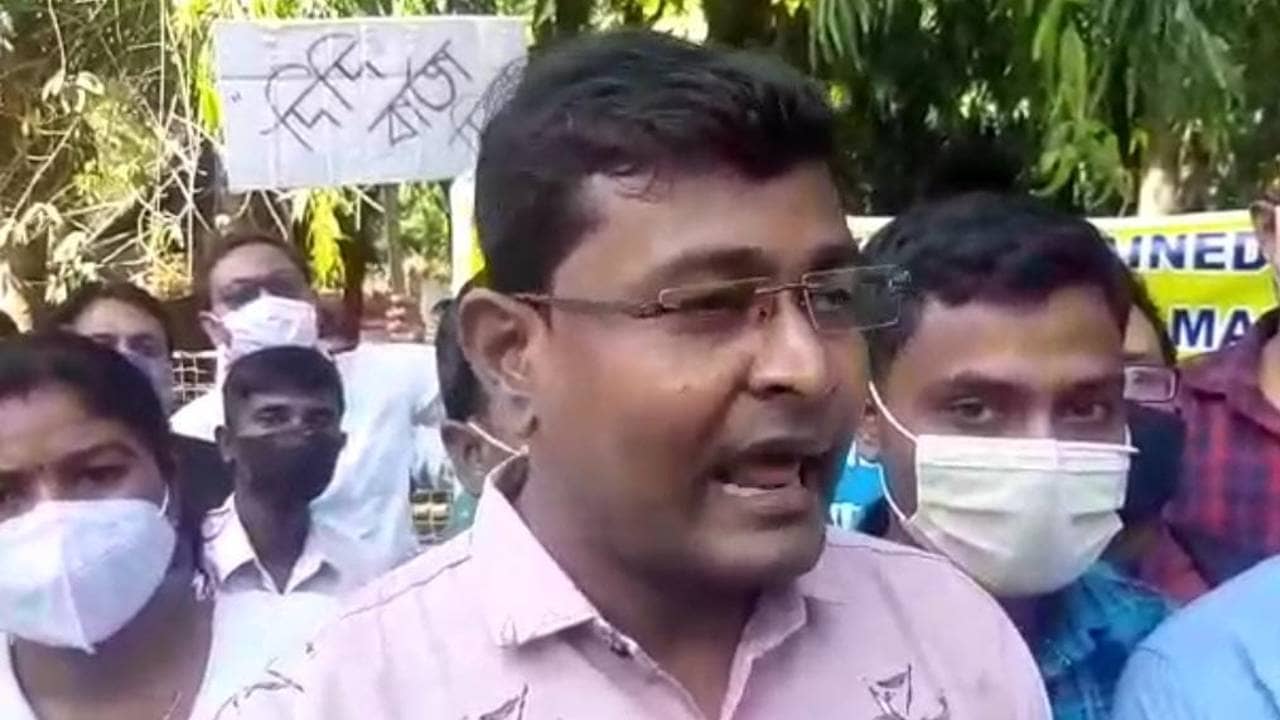 TET: চাকরি না দিলে পরিযায়ী শ্রমিক হতে হবে! নবান্নে গিয়ে গণ-আত্মহত্যার হুমকি ভাবী শিক্ষকদের