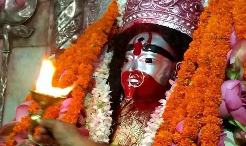 Kali Pujo 2021: তারাপীঠ কি শক্তিপীঠ না সিদ্ধপীঠ? অজানা রহস্যেভরা ইতিহাস জানলে শিউরে উঠবেন Kali Pujo 2021: তারাপীঠ কি শক্তিপীঠ না সিদ্ধপীঠ? অজানা রহস্যেভরা ইতিহাস জানলে শিউরে উঠবেন