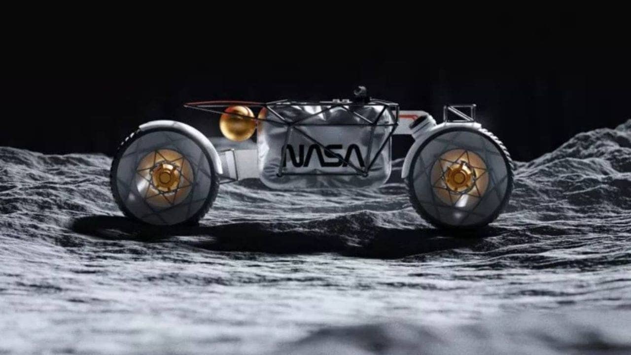 Moon Motor Cycle: রোভার, ল্যান্ডারের পর এবার চাঁদে চলবে দুচাকার মোটর সাইকেল, কীভাবে তৈরি হচ্ছে এই মুন-বাইক?