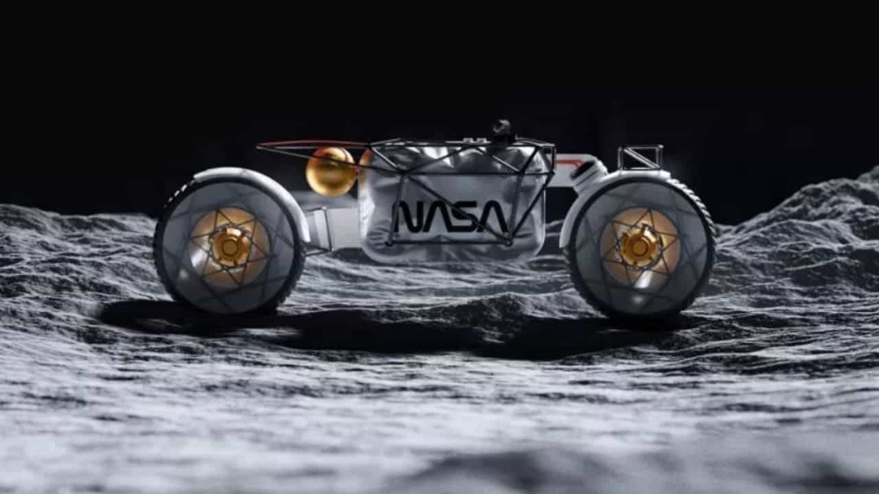 Moon Motor Cycle: রোভার, ল্যান্ডারের পর এবার চাঁদে চলবে দু'চাকার মোটর সাইকেল, কীভাবে তৈরি হচ্ছে এই 'মুন-বাইক'? Moon Motor Cycle: রোভার, ল্যান্ডারের পর এবার চাঁদে চলবে দু'চাকার মোটর সাইকেল, কীভাবে তৈরি হচ্ছে এই 'মুন-বাইক'?
