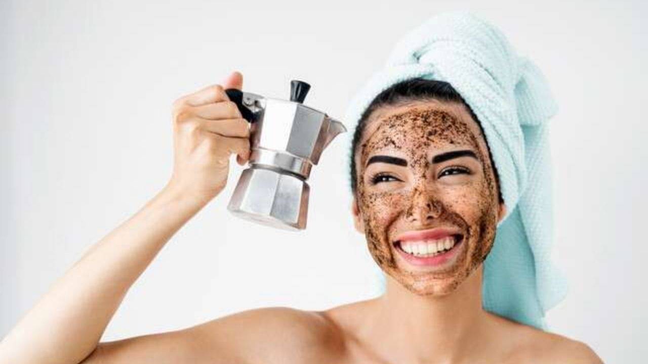 Coffee for Skin: ত্বকের যত্ন নিতে কফির এই স্ক্রাবগুলি কখনও ব্যবহার করেছেন? ঘরোয়া উপায়ে জেনে নিন কীভাবে বানাবেন...