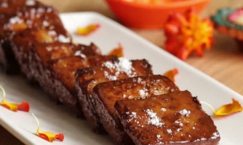 Bengali Sweet: আসছে জগদ্ধাত্রী পুজো! বাড়িতেই তৈরি করুন কৃষ্ণনগরের বিখ্যাত ও মন ভাল করা মিষ্টি Bengali Sweet: আসছে জগদ্ধাত্রী পুজো! বাড়িতেই তৈরি করুন কৃষ্ণনগরের বিখ্যাত ও মন ভাল করা মিষ্টি