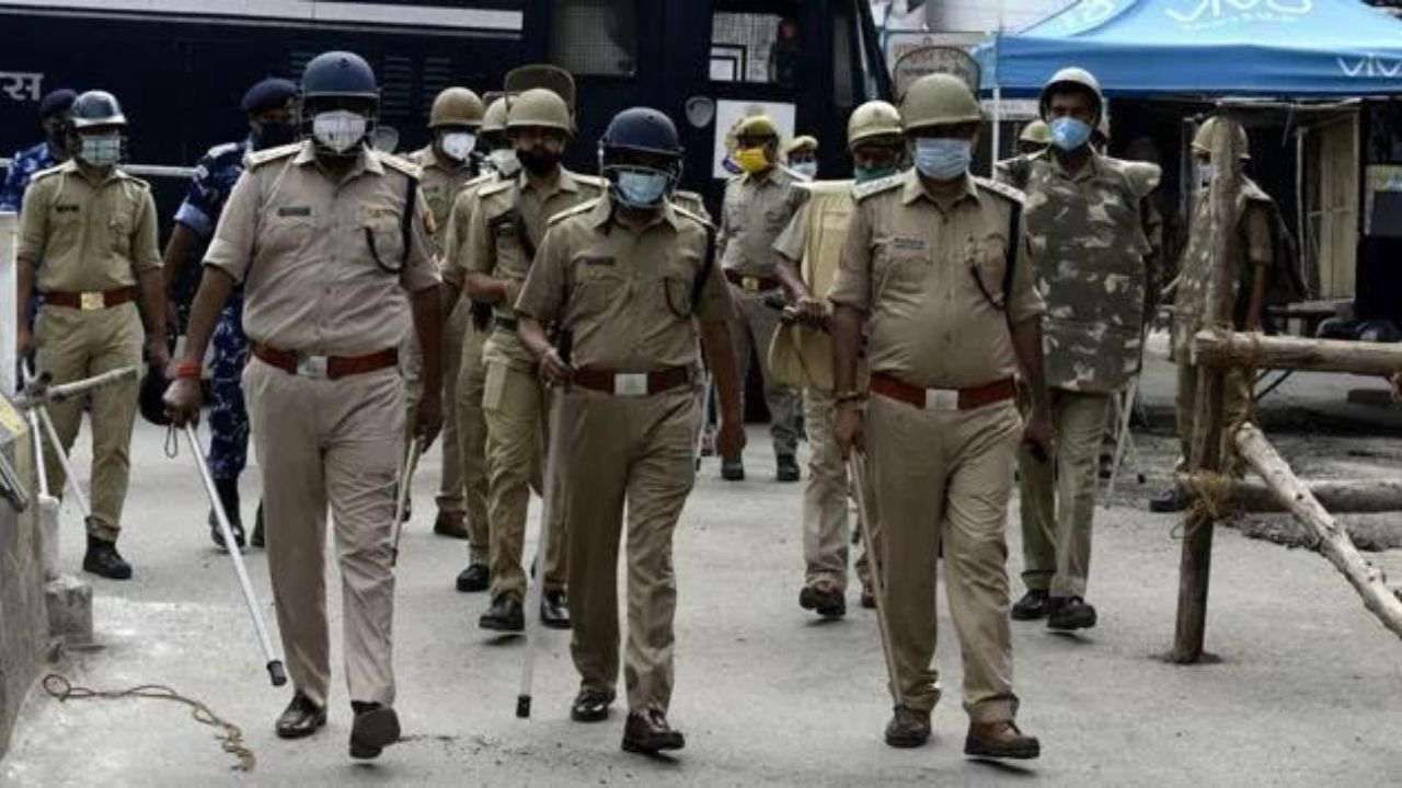 West Bengal Police Recruitment: রাজ্য পুলিশে শীঘ্রই বড় নিয়োগ, কত শূন্য পদ জানুন