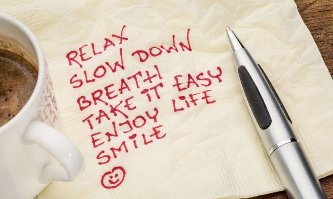 Stress: চুইংগাম চিবোলে মানসিক চাপ দ্রুত কমে! বাড়িতেই স্ট্রেস দূর করতে এই ৬টি জরুরি নিয়ম মেনে চলুন